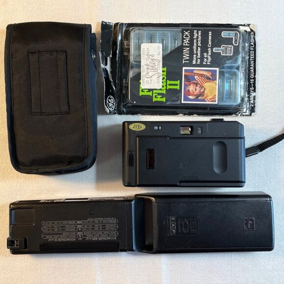 TWO Kodak Cameras: Ektanar AutoFocus VR35 & Tele Ektra 2 plus 1 Case & Flipflash - Picture 4 of 11